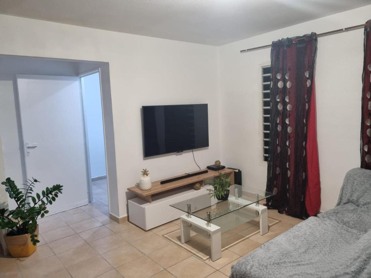 Apartament Location De Charme Aux Abymes Les Abymes Zewnętrze zdjęcie